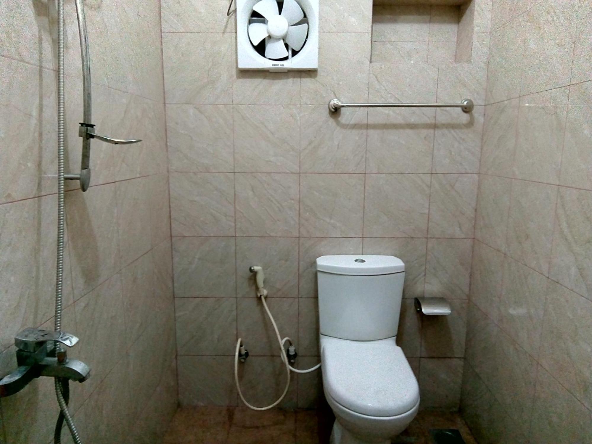 Sri Krishna Bhavan Hotel Гаттон Номер фото